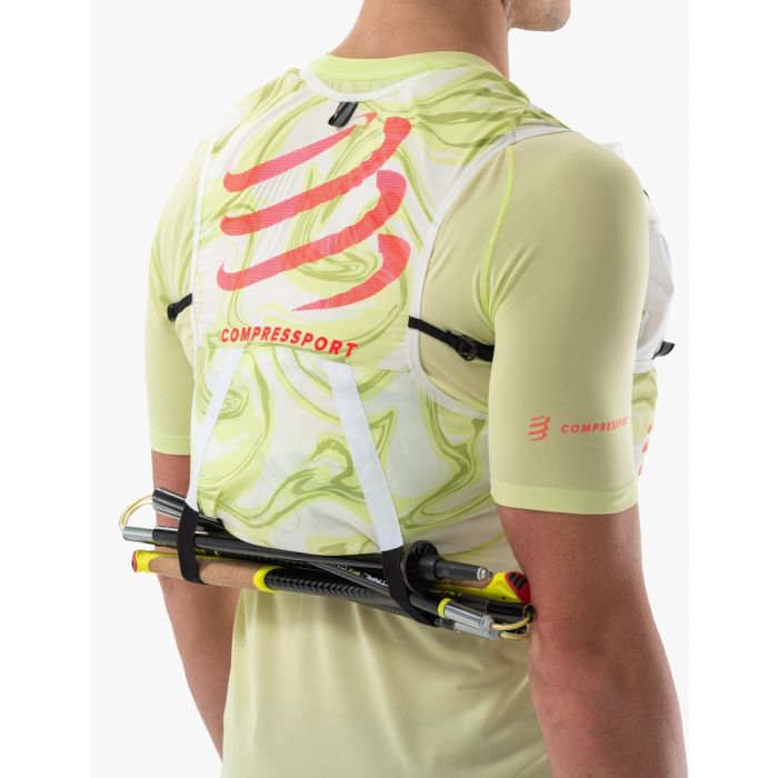 Jooksuvest/jooksukott Compressport UltRun Evo 10 Pack Sugar/Green Camo