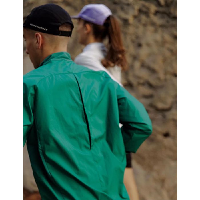 Meeste jooksujakk Compressport Aura Windproof – Shady Glade