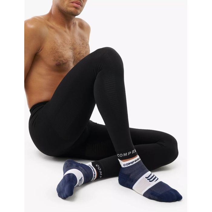 Meeste kompressioonpüksid Compressport Recovery must