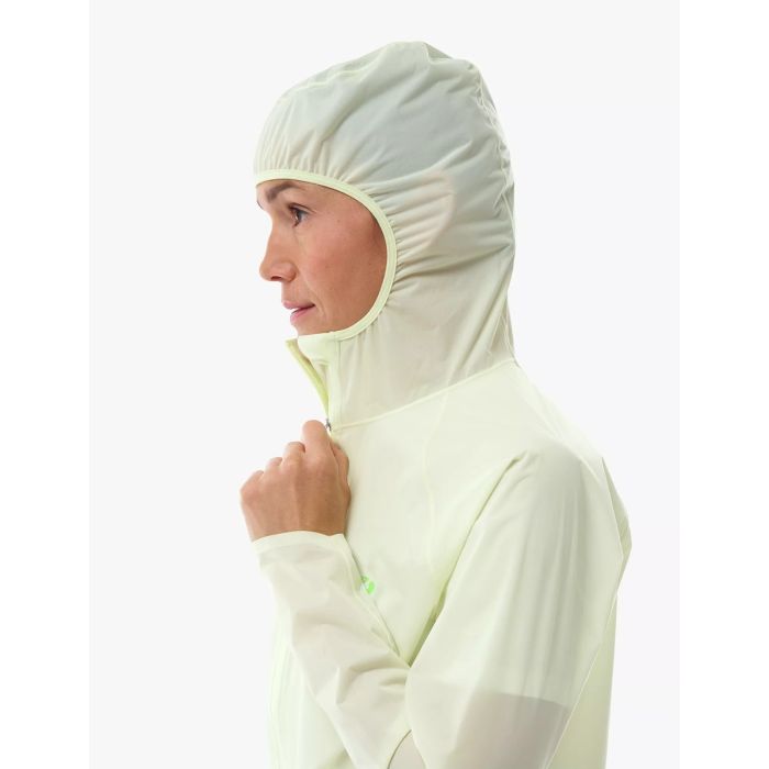 Naiste jooksujakk Compressport Hurricane Waterproof – Lime